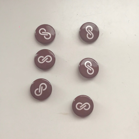 Poshmark Other - Set of 6 Poshmark logo small pins
